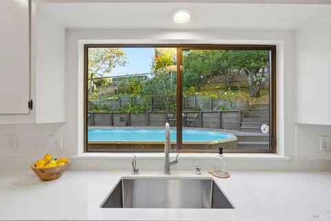 $1,395,000 | 395 Ridge Road, Novato, CA 94947