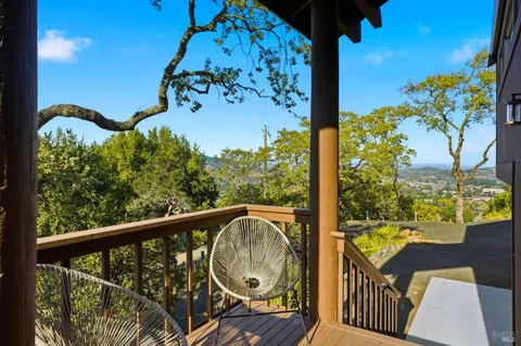 $1,395,000 | 395 Ridge Road, Novato, CA 94947
