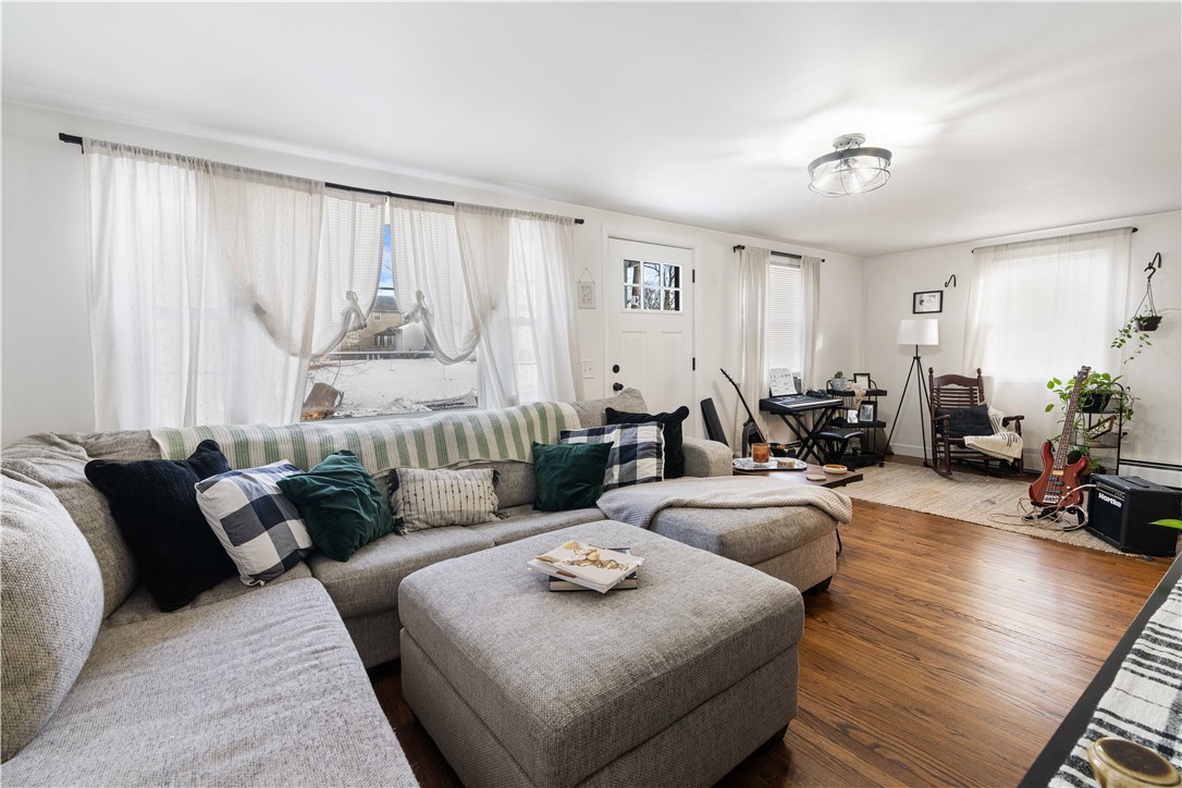 99 Allen Avenue East Providence, RI 02915 - Photo 13 of 23