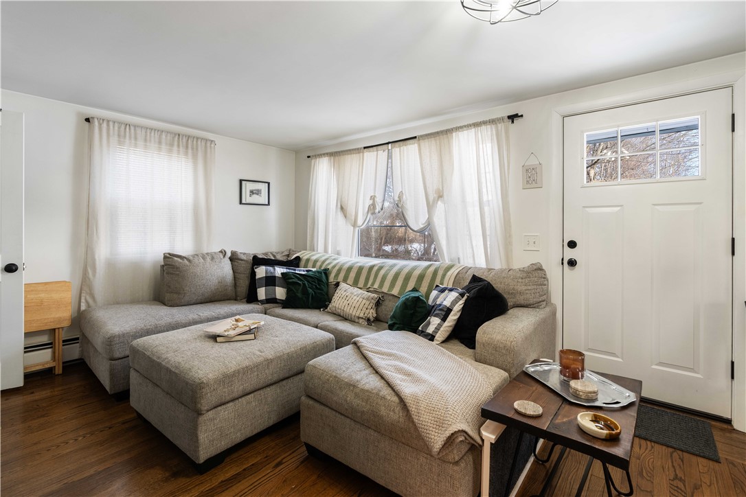 99 Allen Avenue East Providence, RI 02915 - Photo 15 of 23