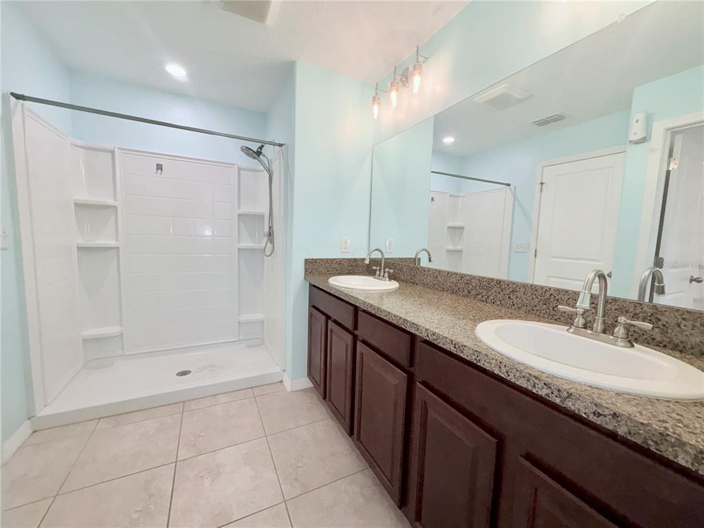 4935 Reflecting Pond Circle Wimauma, FL 33598 - Photo 24 of 41