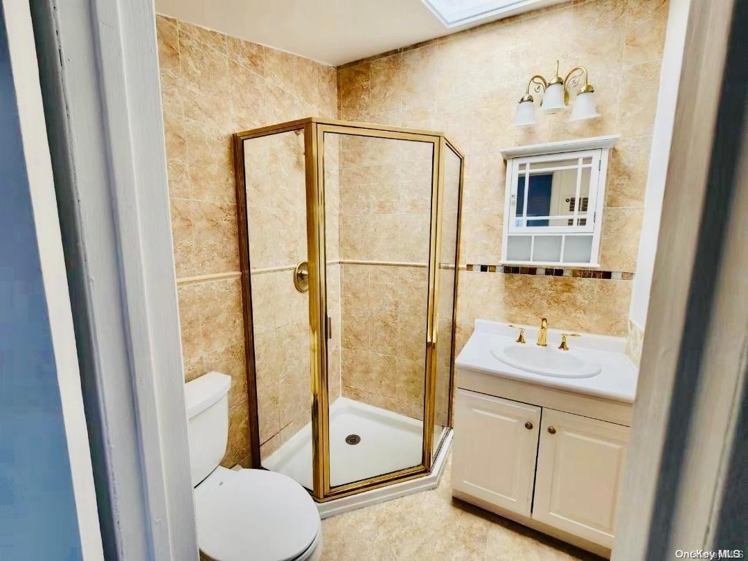 232-10 Horace Harding Expressway, Unit 2 Queens, NY 11364 - Photo 5 of 12