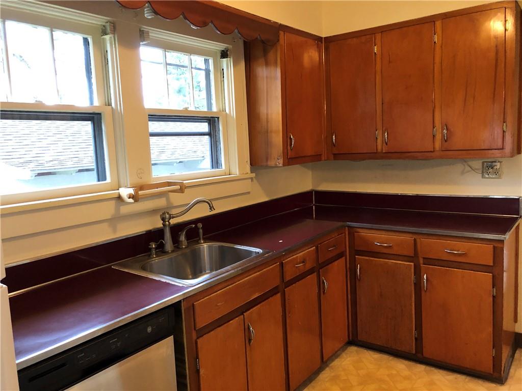 580 Mercer Road Butler, PA 16001 - Photo 4 of 20 Gallery Image 4