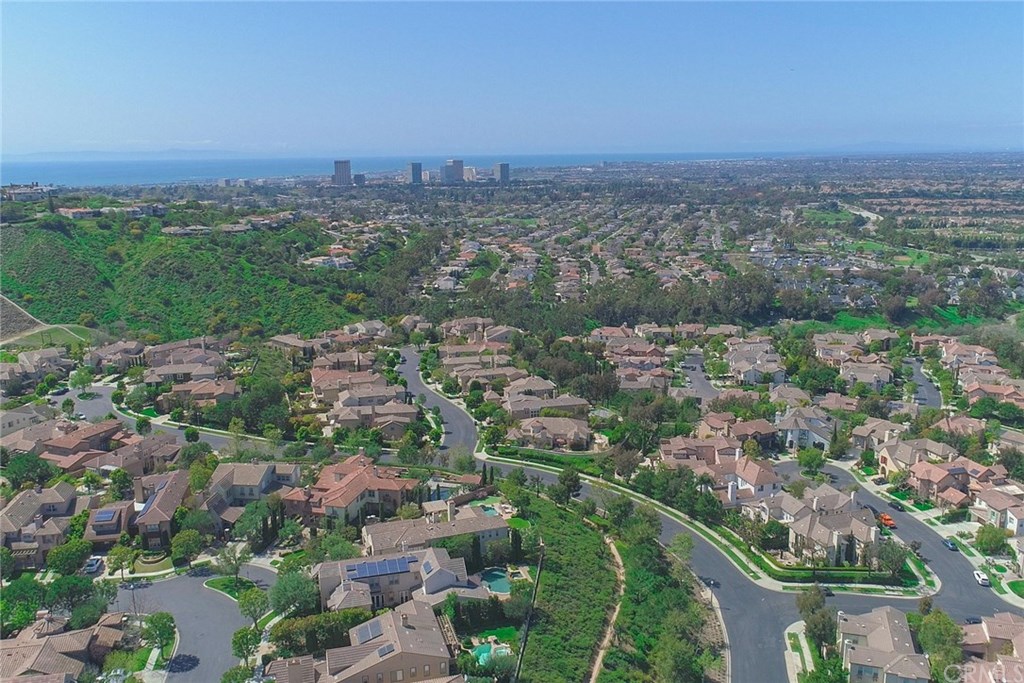 5 Ferrand Newport Coast, CA 92657 - Photo 15 of 61