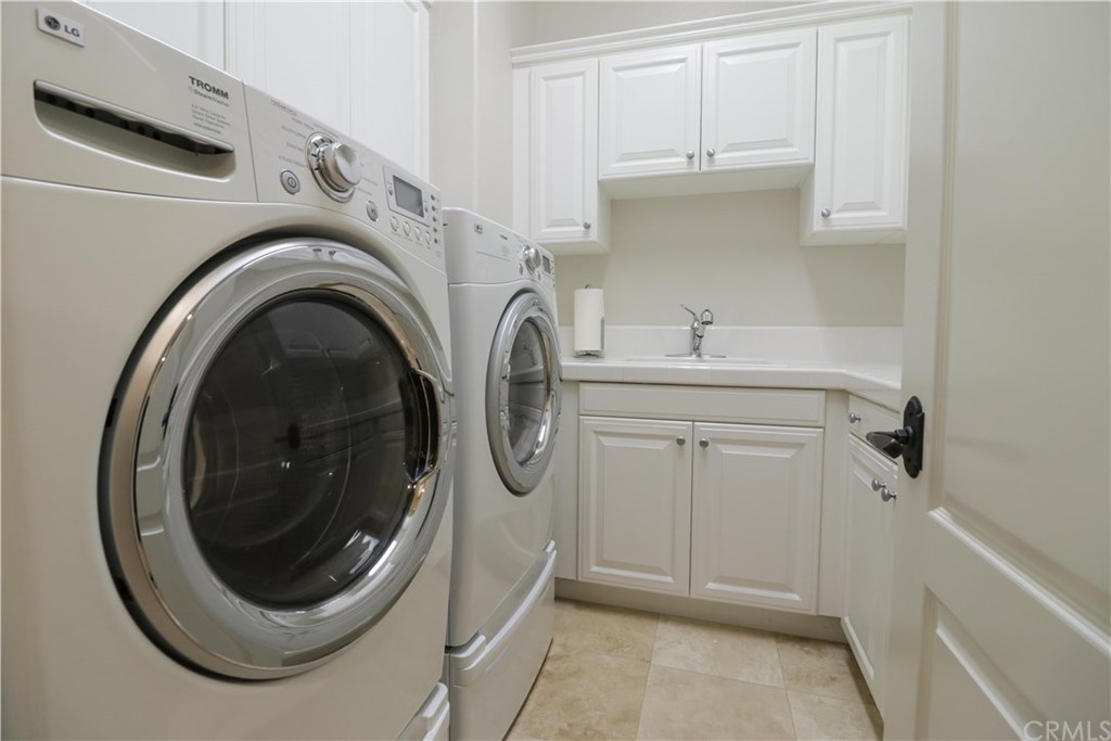 5 Ferrand Newport Coast, CA 92657 - Photo 33 of 61