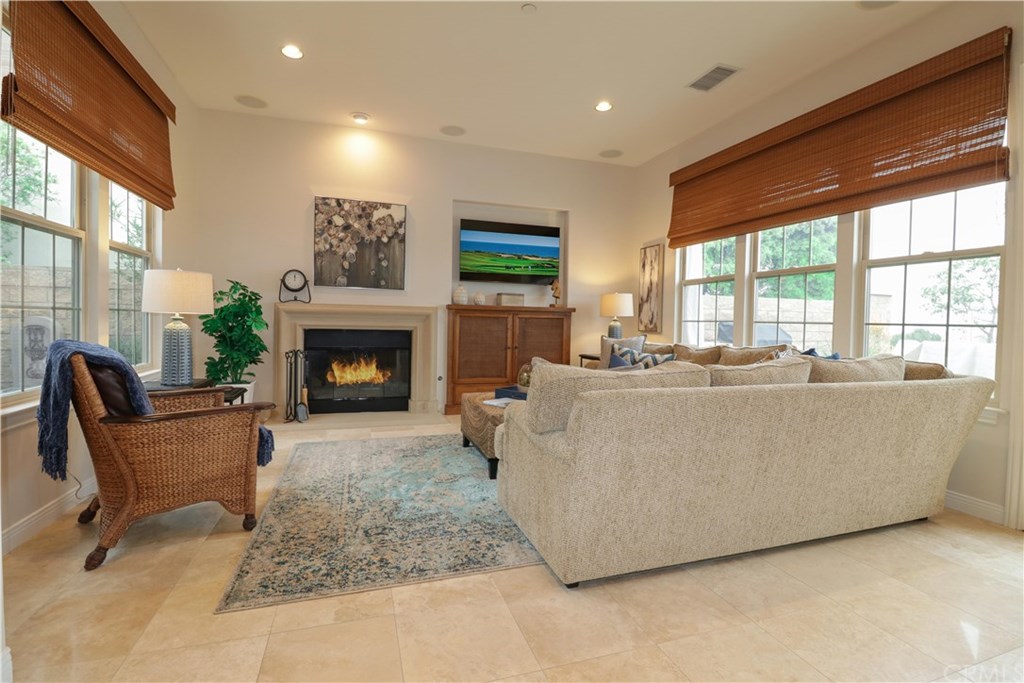 5 Ferrand Newport Coast, CA 92657 - Photo 34 of 61