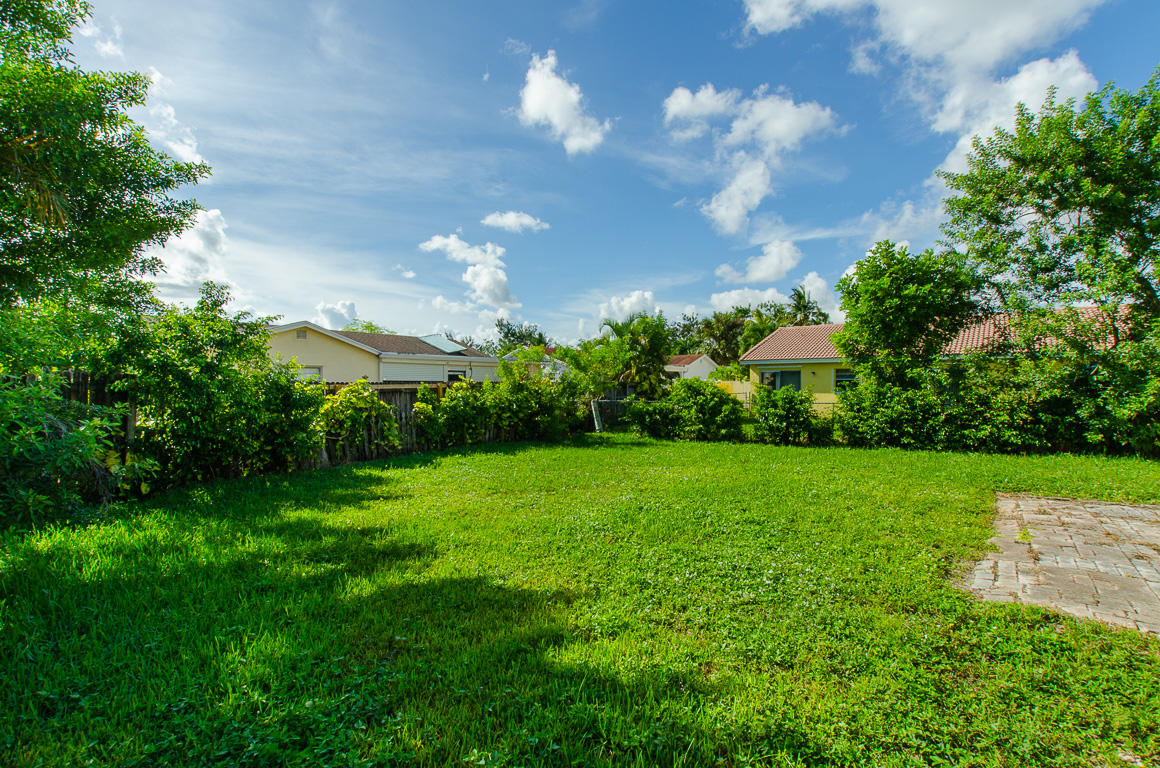 22745 Southwest 55th Way Boca Raton, FL 33433 - Photo 21 of 23 22745 SW 55th Way-6