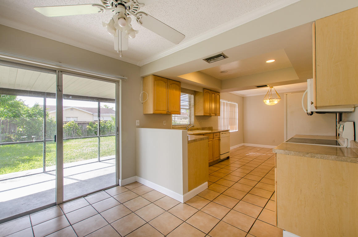 22745 Southwest 55th Way Boca Raton, FL 33433 - Photo 10 of 23 22745 SW 55th Way-22