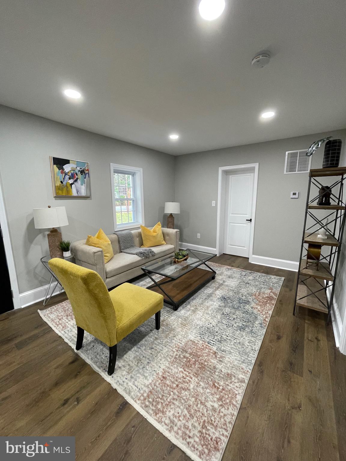 24804 Frederick Road Clarksburg, MD 20871 - Photo 3 of 5