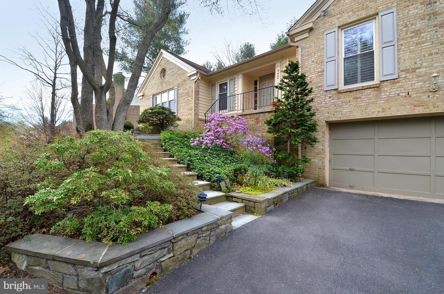 9424 Reach Road Potomac, MD 20854 - Photo 2 of 30 Exterior (Front)