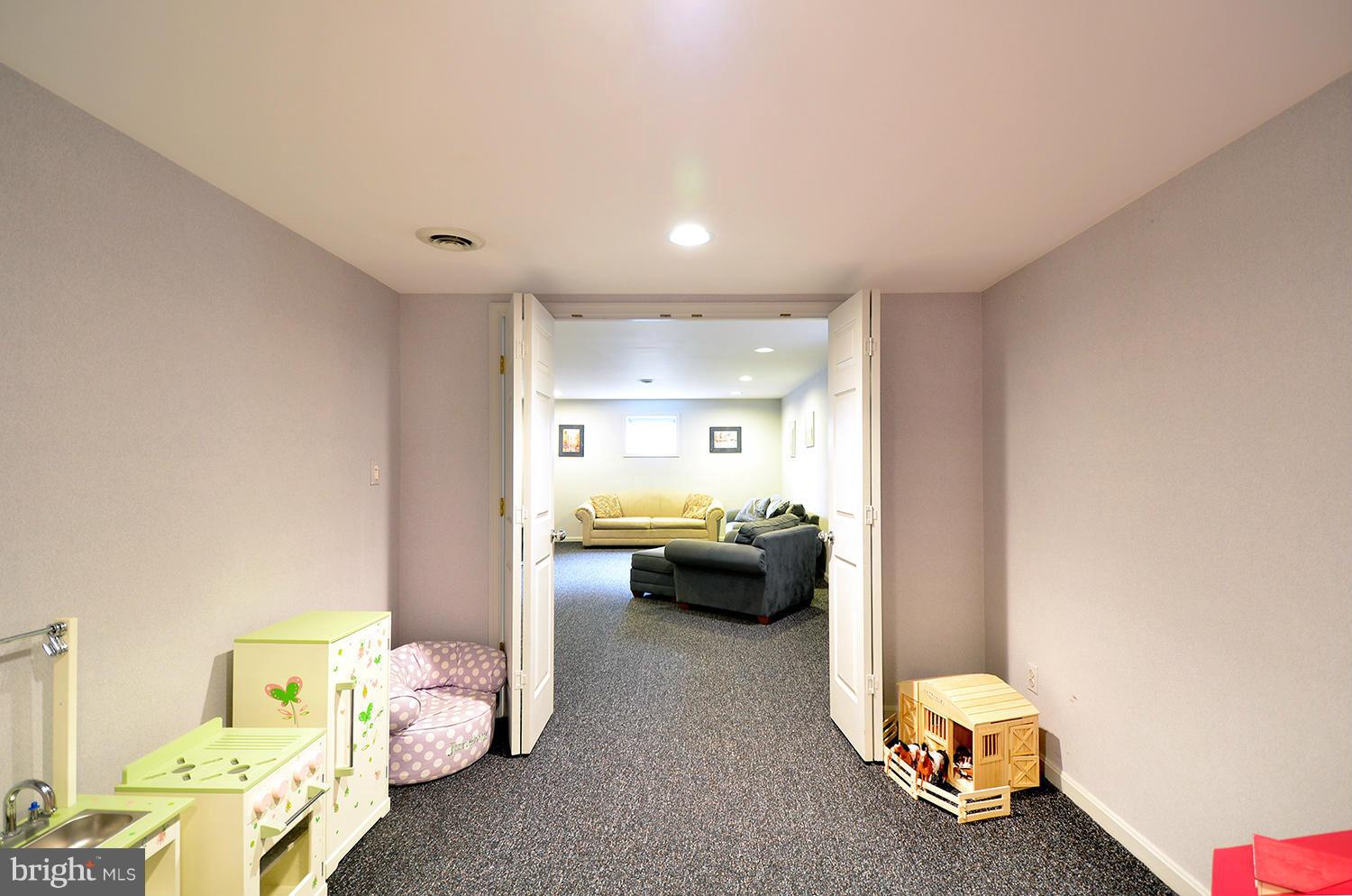 9424 Reach Road Potomac, MD 20854 - Photo 23 of 30 Basement