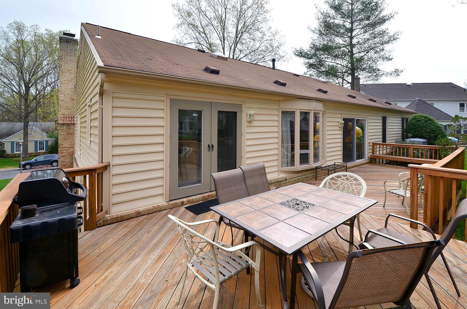 9424 Reach Road Potomac, MD 20854 - Photo 27 of 30 Exterior (Rear)