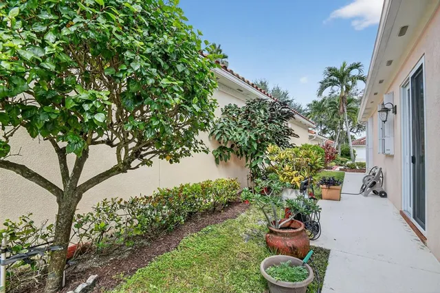 $665,000 | 7802 Red River Road, West Palm Beach, FL 33411