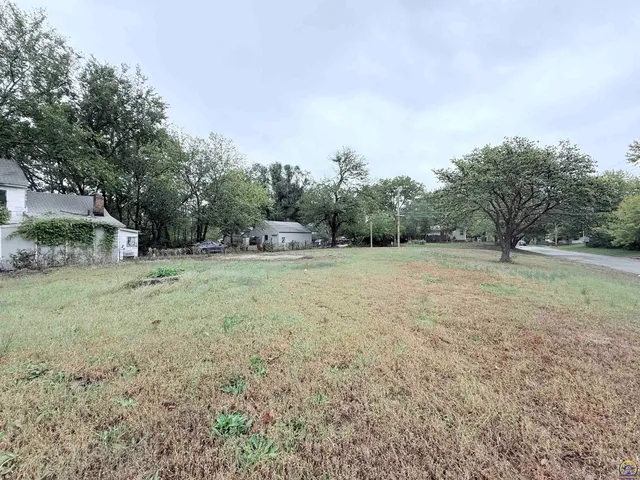 $18,000 | 1304 Northwest Van Buren Street, Topeka, KS 66608