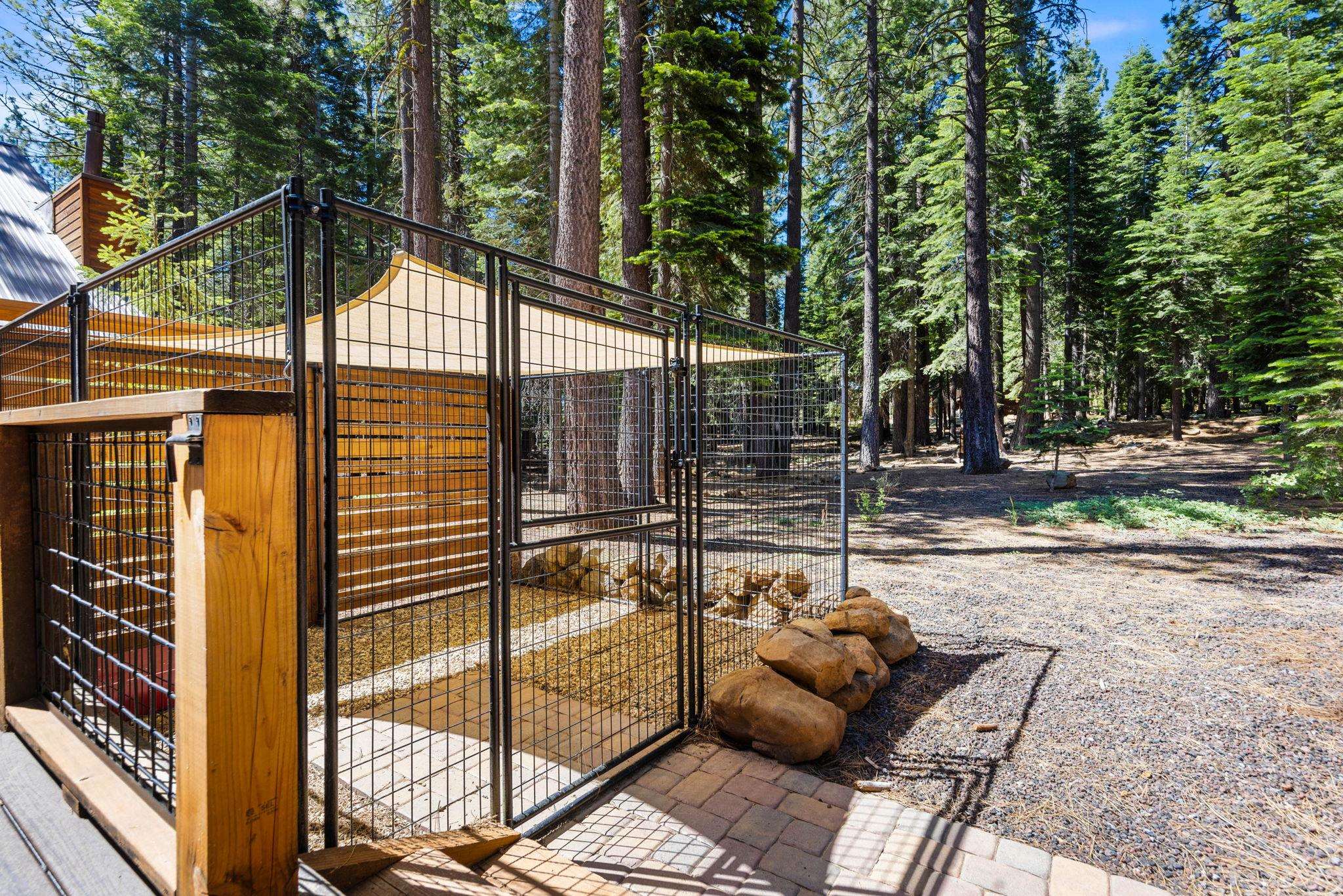 12292 Greenleaf Way Truckee, CA 96161 - Photo 9 of 21