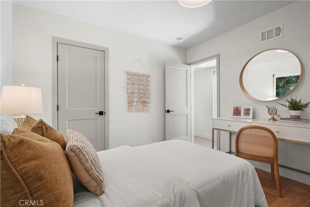 3758 Alzada Road Altadena, CA 91001 - Photo 34 of 59 2nd bedroom