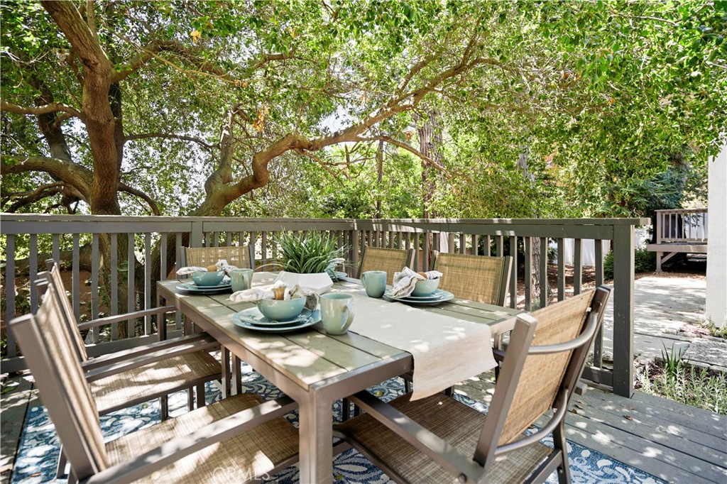 3758 Alzada Road Altadena, CA 91001 - Photo 51 of 59 Raised wooden deck for dinner parties