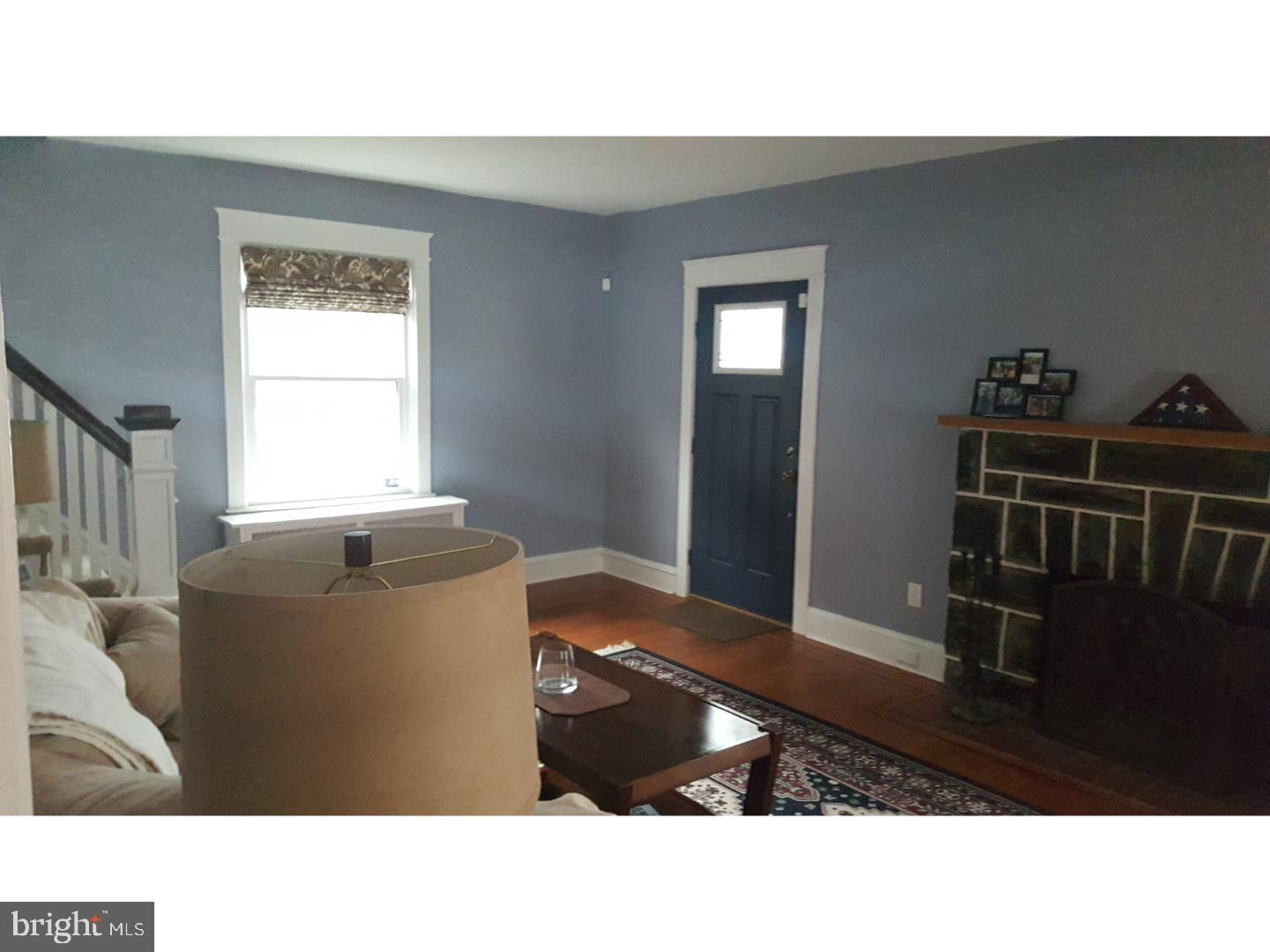 339 Strathmore Road Havertown, PA 19083 - Photo 3 of 25 Living Room