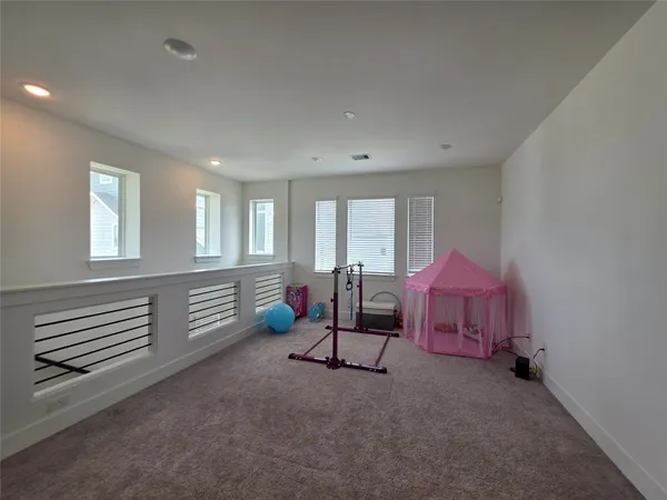 $2,600 | 18710 Colorado River Lane, Cypress, TX 77433
