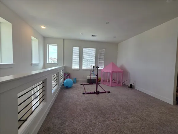 $2,600 | 18710 Colorado River Lane, Cypress, TX 77433