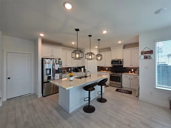 $2,600 | 18710 Colorado River Lane, Cypress, TX 77433
