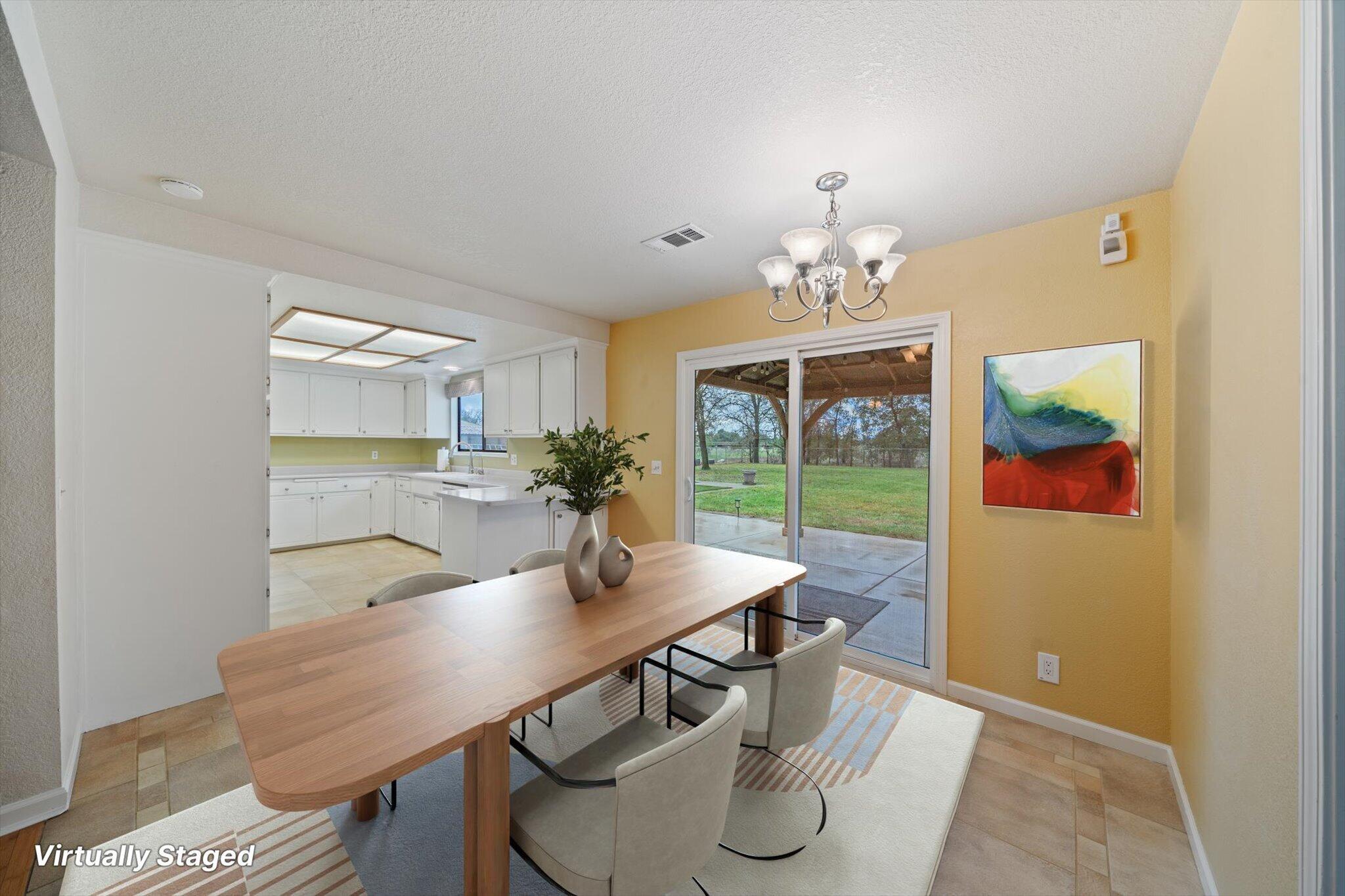 7235 Amigo Way Redding, CA 96002 - Photo 7 of 33 05-BiggerFlow Real Estate Media-7