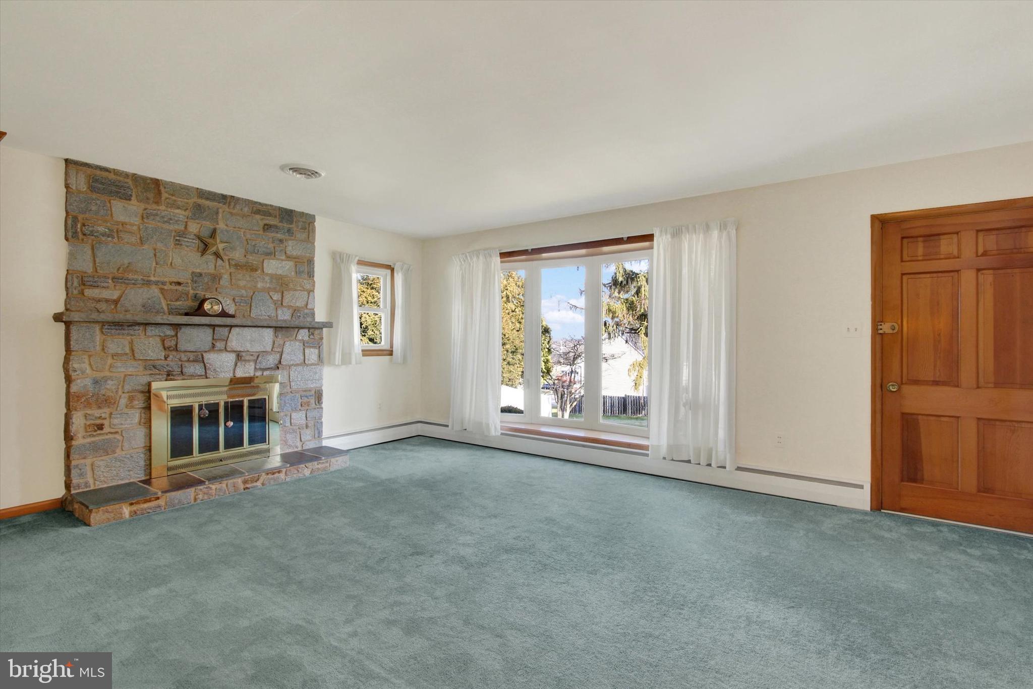 3400 Hanover Pike Manchester, MD 21102 - Photo 4 of 29 Spacious Living Room w/Stone Fireplace