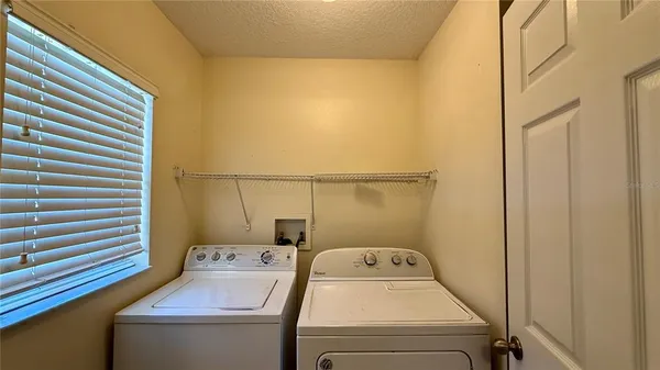 $1,900 | 2079 Cypress Bay Boulevard, Kissimmee, FL 34743