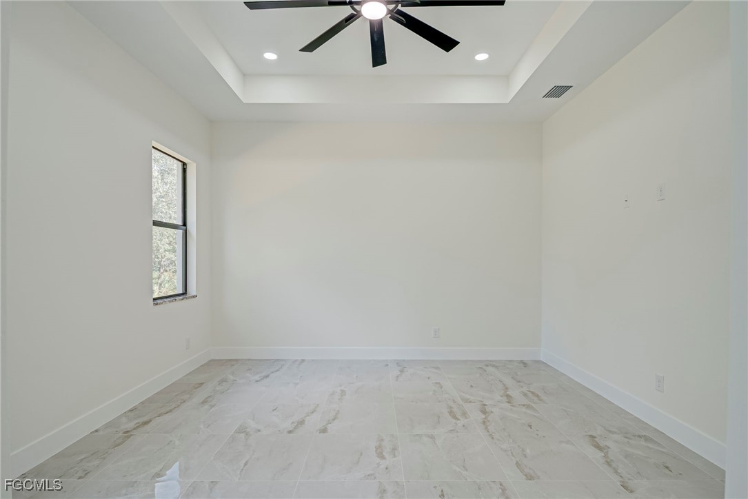 704 Richmond Avenue North Lehigh Acres, FL 33972 - Photo 14 of 31