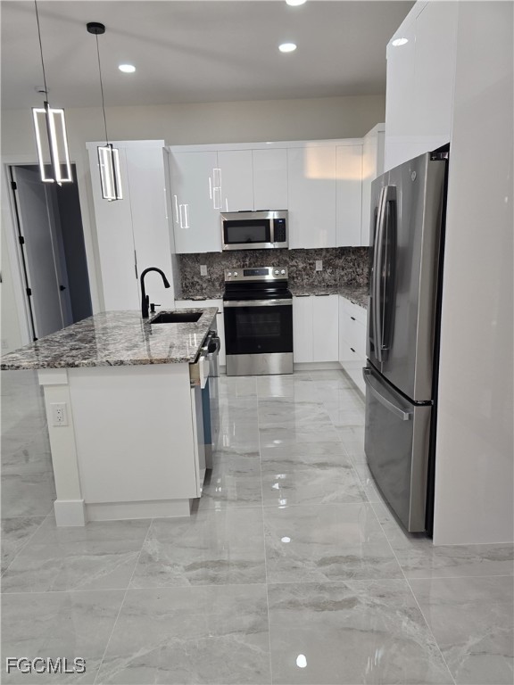 704 Richmond Avenue North Lehigh Acres, FL 33972 - Photo 2 of 31