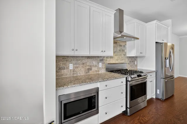 $584,900 | 67 Grabowski Drive, Unit 321, Parlin, NJ 08859