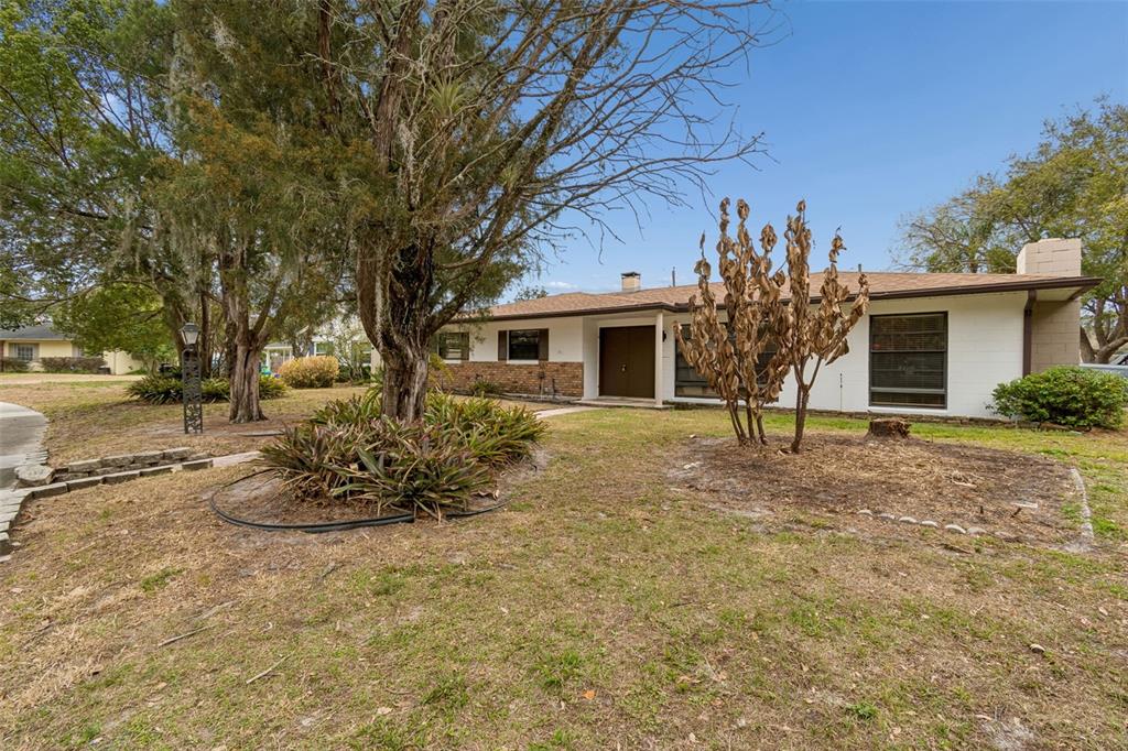 2708 Lion Heart Road Winter Park, FL 32792 - Photo 4 of 47