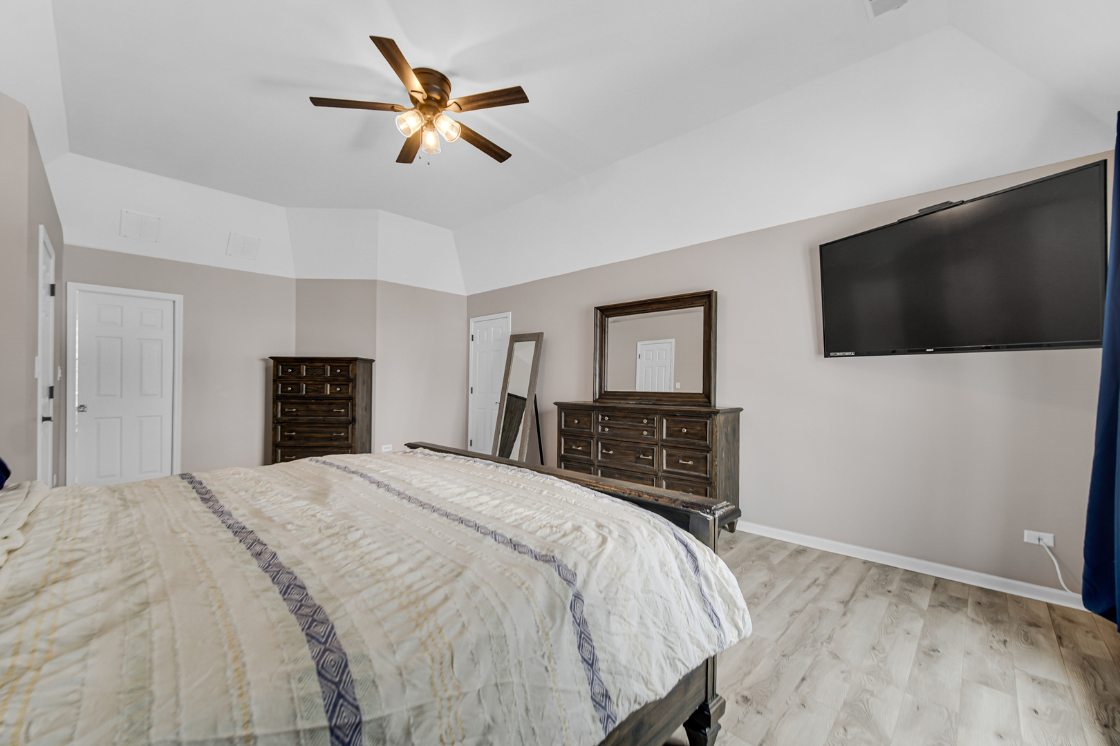 8969 Charrington Drive Frankfort, IL 60423 - Photo 20 of 34