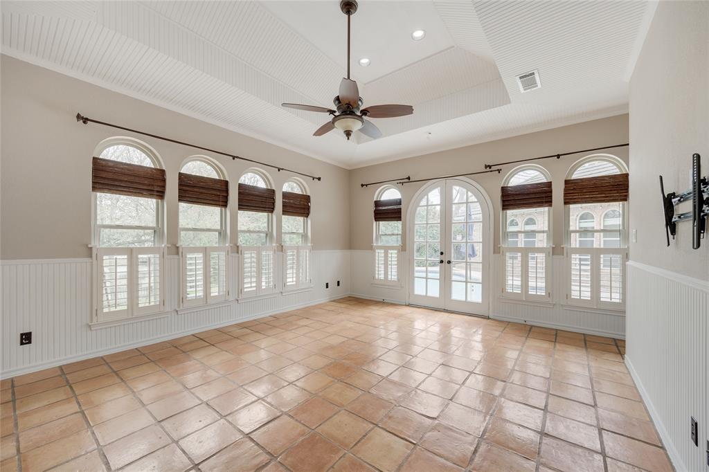 1201 Findlay Drive Arlington, TX 76012 - Photo 13 of 35 a view of an empty room with a window