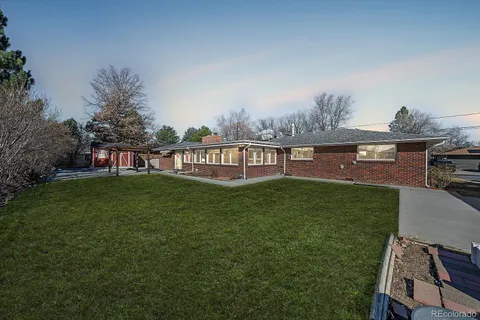 $750,000 | 8520 West 59th Avenue, Arvada, CO 80002