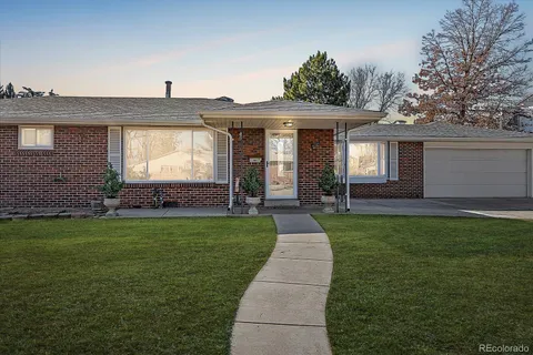 $750,000 | 8520 West 59th Avenue, Arvada, CO 80002