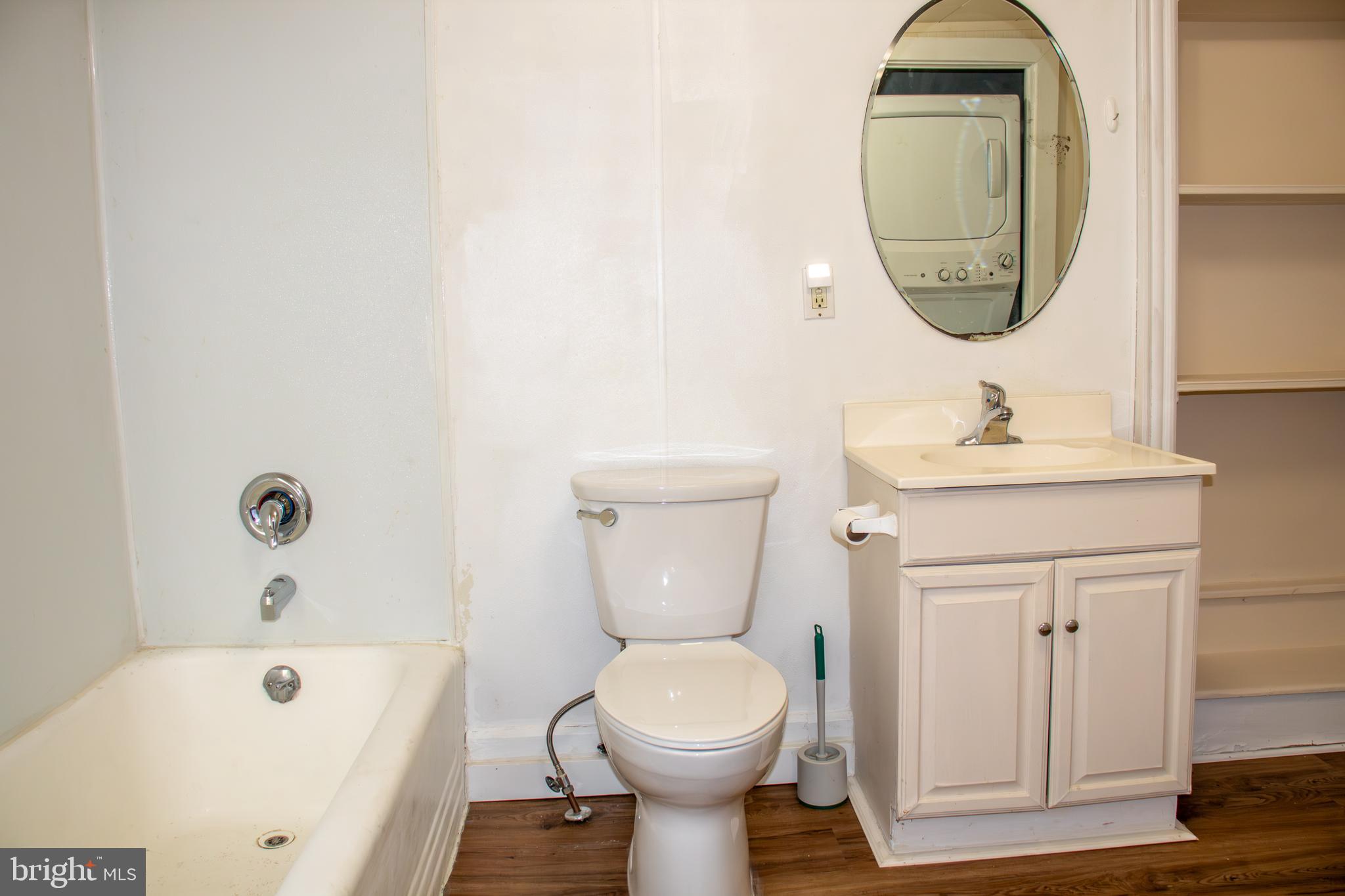 124 Washington Road, Unit 2 Princeton Junction, NJ 08550 - Photo 18 of 36 First Floor Full Bath