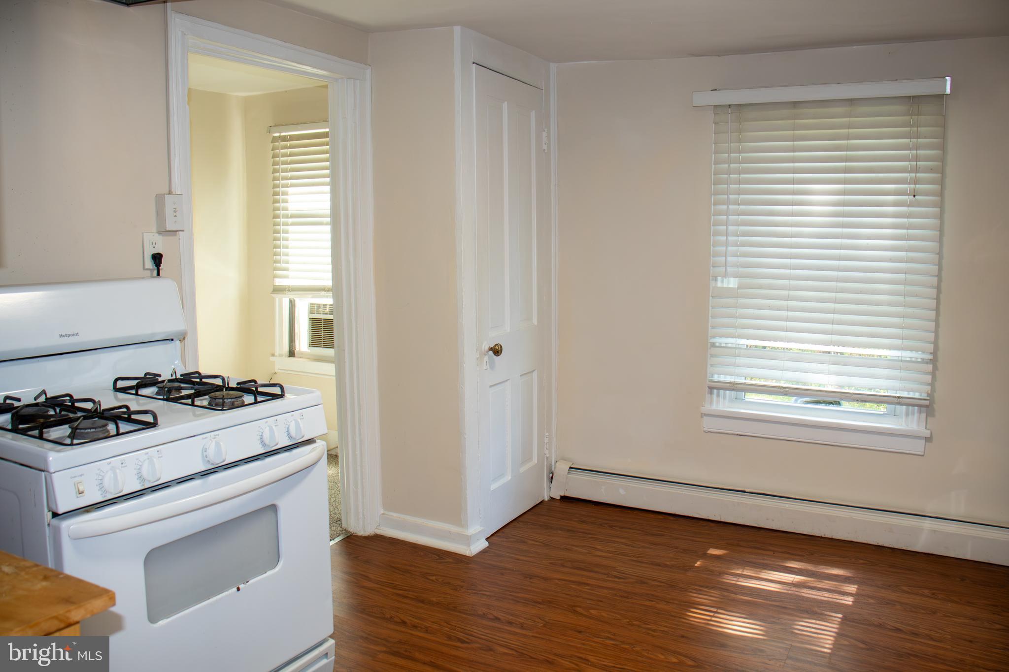 124 Washington Road, Unit 2 Princeton Junction, NJ 08550 - Photo 8 of 36