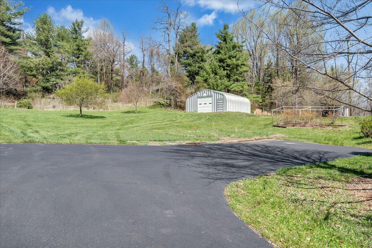 10440 Fortune Ridge Road Bent Mountain, VA 24059 - Photo 42 of 55 42-MIB01530