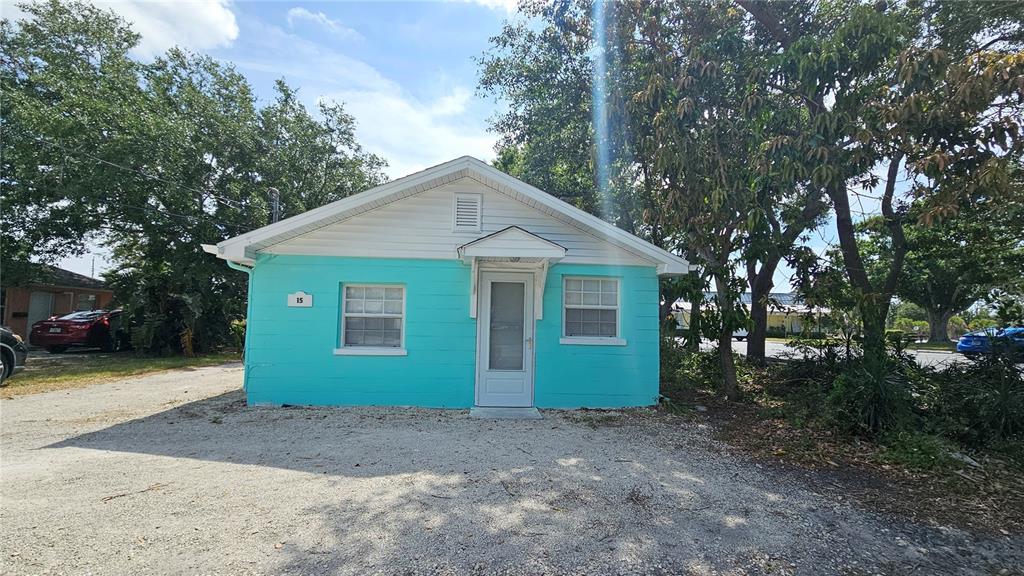 15 North Mango Street Englewood, FL 34223 - Photo 4 of 18