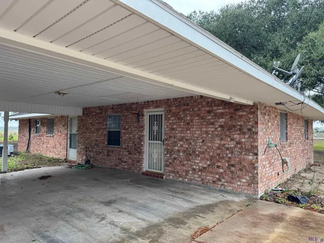 $229,000 | 6010 Highway 22, Sorrento, LA 70778