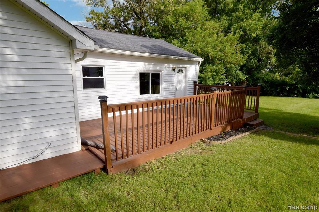 4411 Lenrose Avenue Flint, MI 48532 - Photo 10 of 12