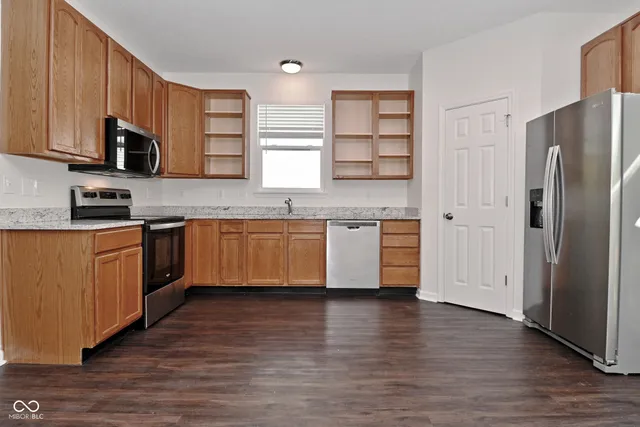 $264,900 | 1693 Copeland Farms Drive, Greenfield, IN 46140