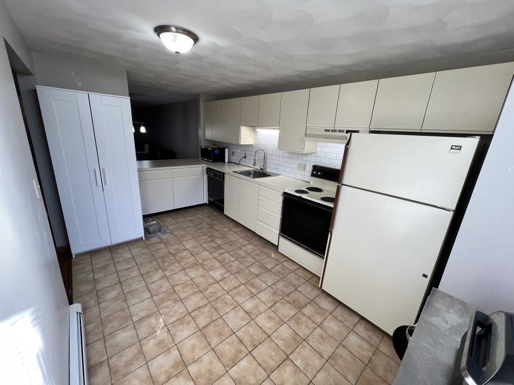 5 Wake Robin Road, Unit 2004 Lincoln, RI 02865 - Photo 24 of 33