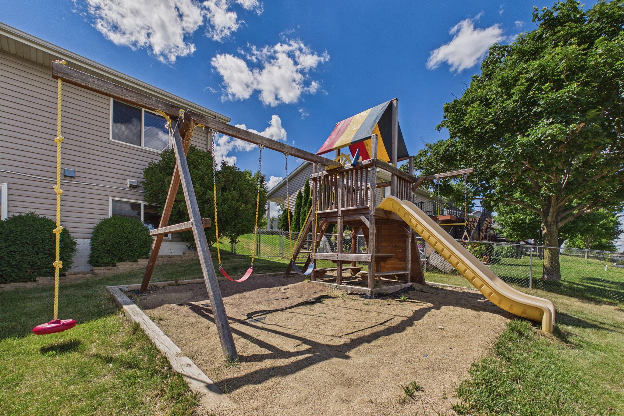 5232 Kingsbury Place Northwest Rochester, MN 55901 - Photo 25 of 29