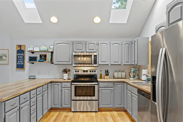 $375,000 | 4273 County Road TT, Sun Prairie, WI 53590