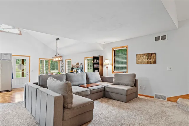 $375,000 | 4273 County Road TT, Sun Prairie, WI 53590