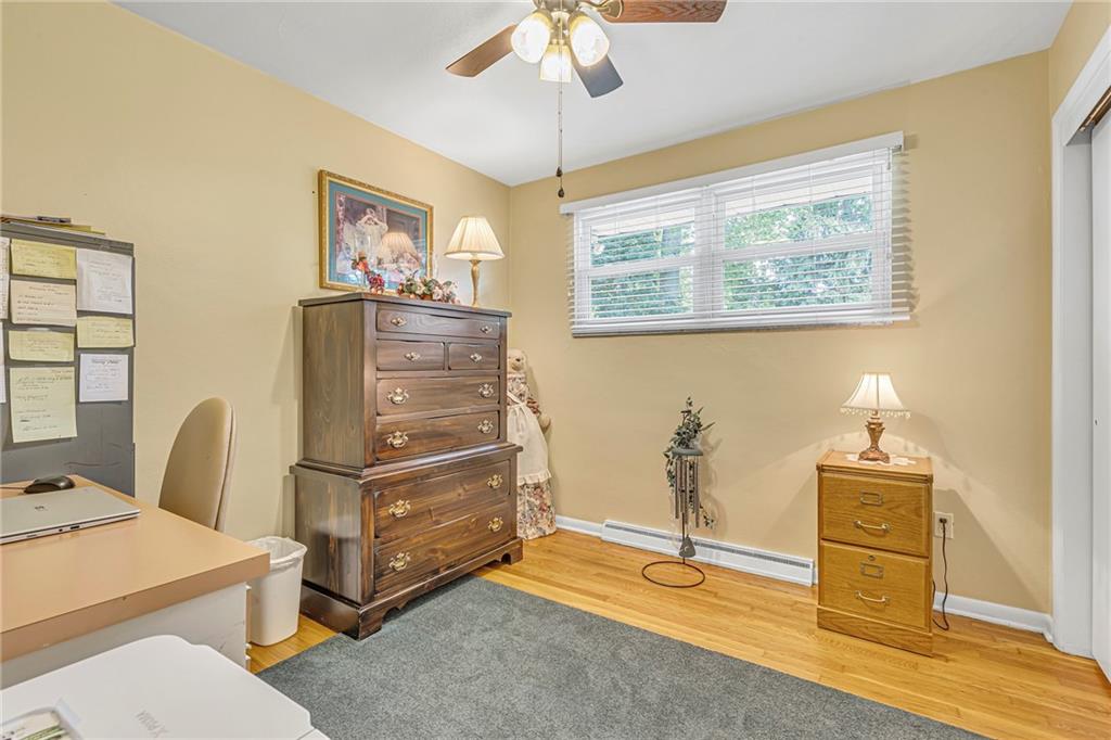 746 McLean Street Rochester, PA 15074 - Photo 11 of 31