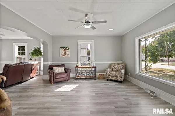 $269,900 | 608 South Oakwood Avenue, Geneseo, IL 61254