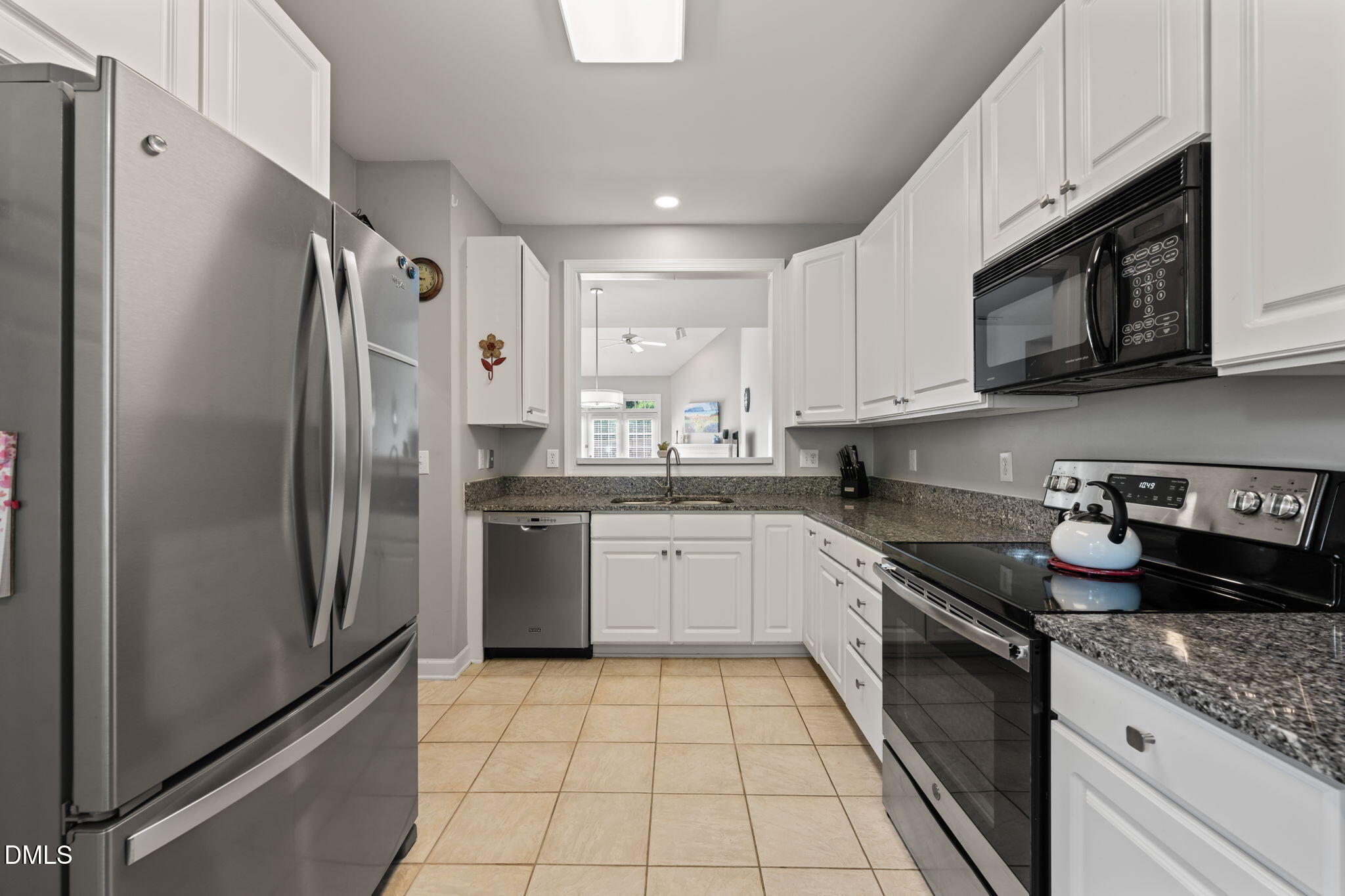 8712 Compass Lane Raleigh, NC 27615 - Photo 3 of 33 Kitchen